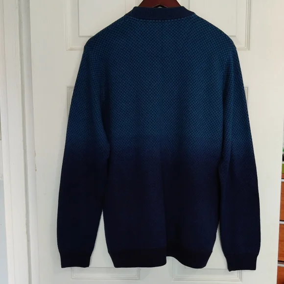 Robert Graham, size S, Blue/Navy cardigan